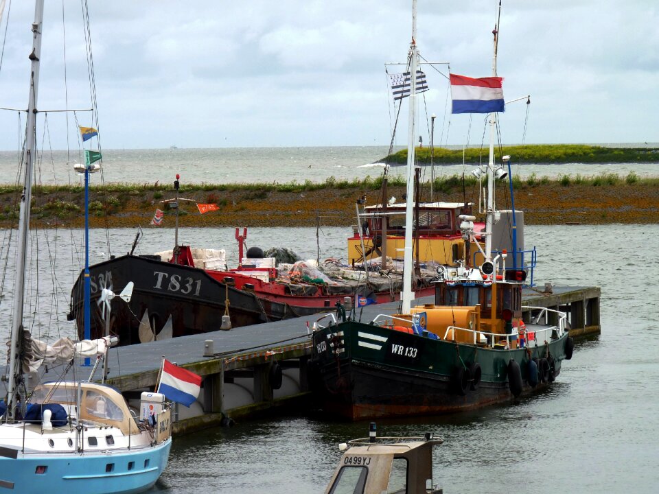 Ship wadden sea shore