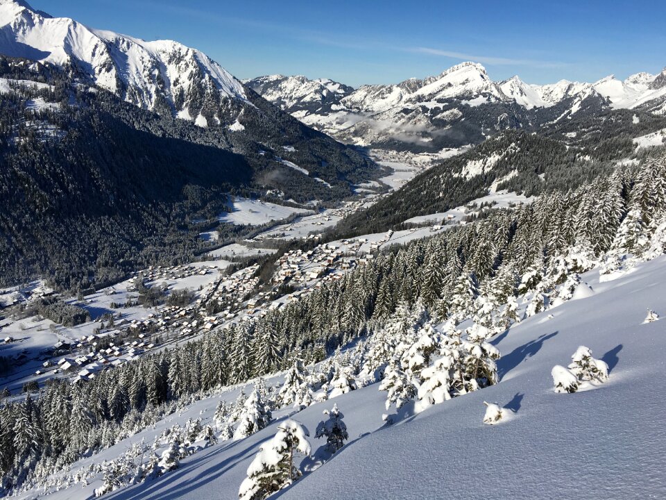 Alpine snow alps