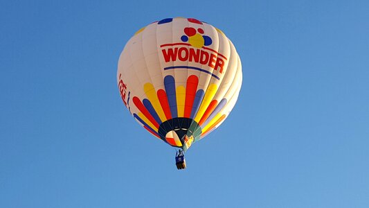 Hot air balloon wanderers sky