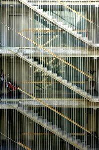 Architecture ladder lattice