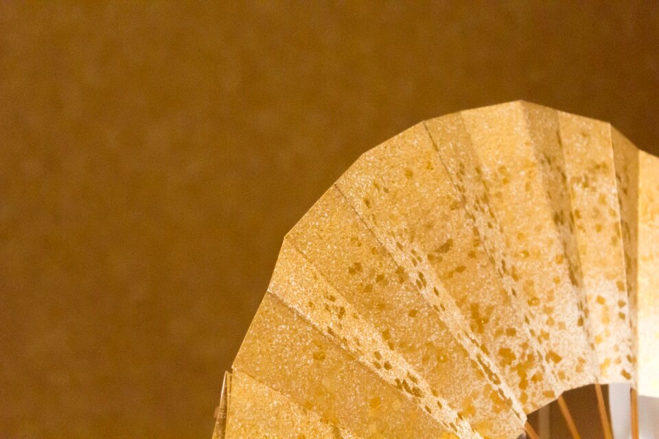Japan fan gold
