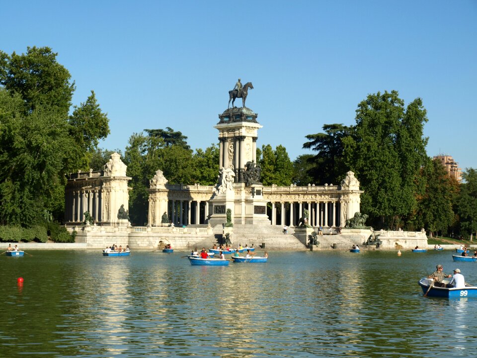 Lake people boats