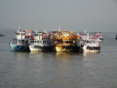 Tour ferry photo