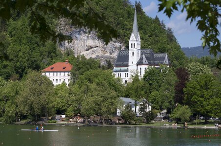 Slovenia church more