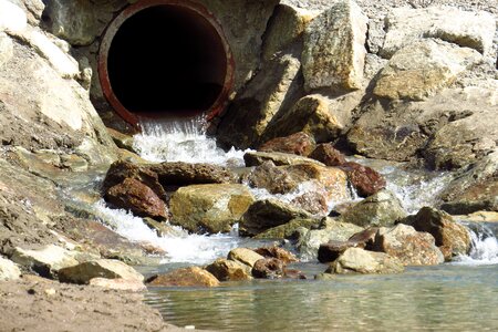 Water tube stones