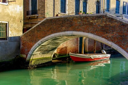 Canal barque photo