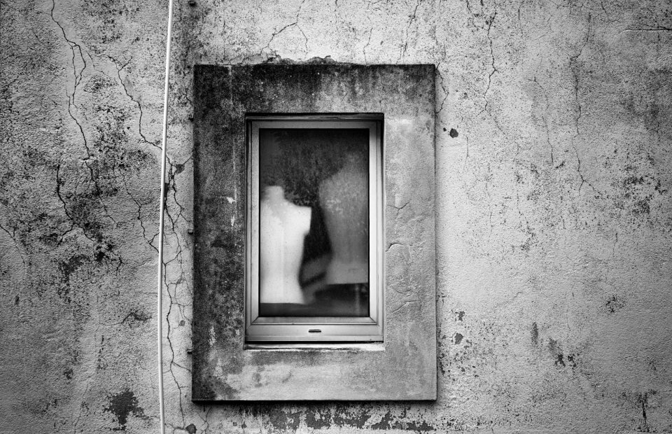 Mannequins glass black and white