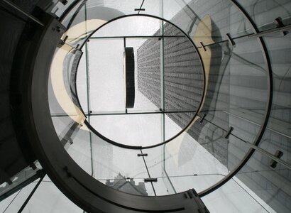5th avenue celling glass photo