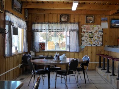 Dinner usa lunch room