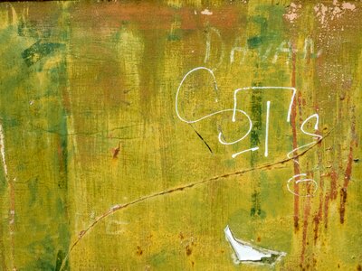 Graffiti surface structure