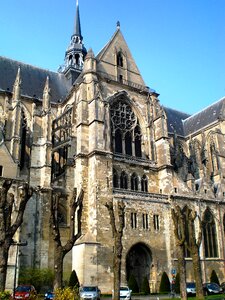 France architecture catholic