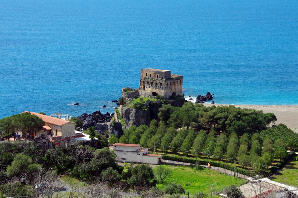 Ruins castle italy