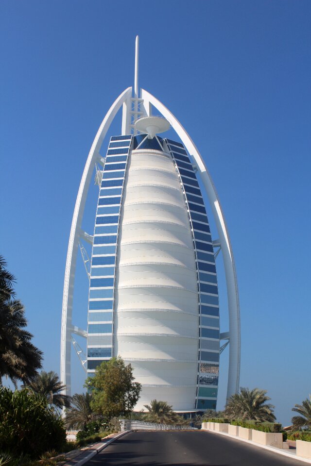 Dubai burj al arab seven-star hotel