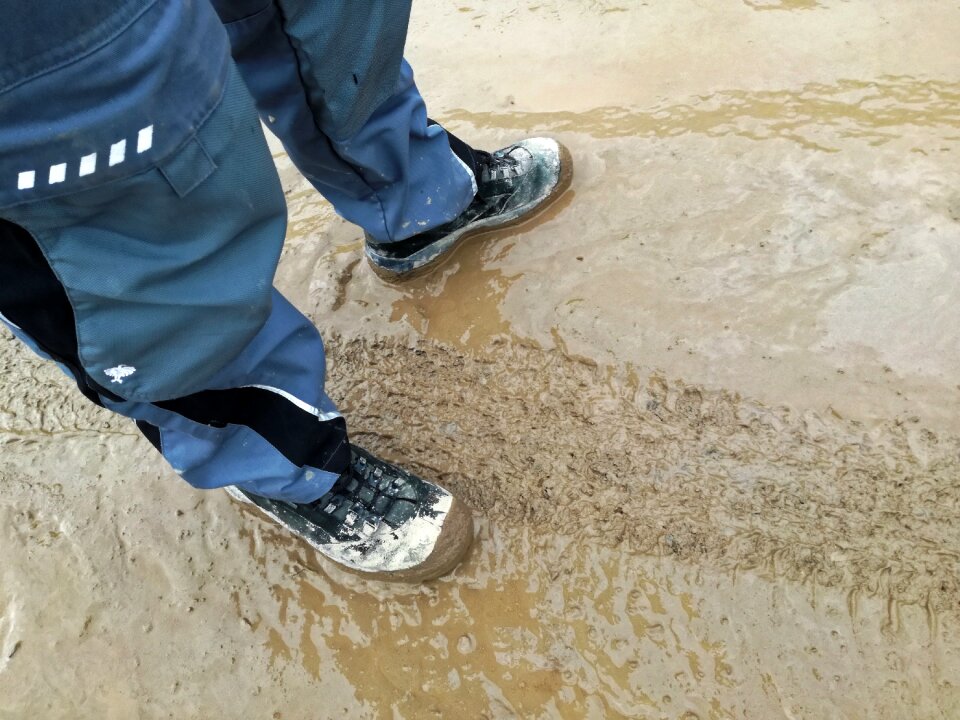 Dirt dirty workplace