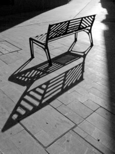 Asiento calle solitaria
