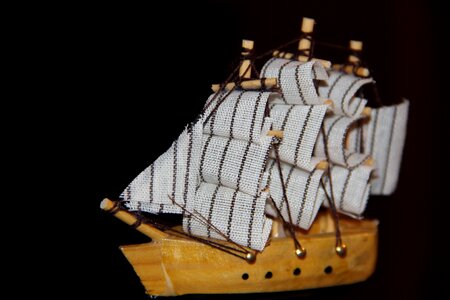 Toy ship samodelkin