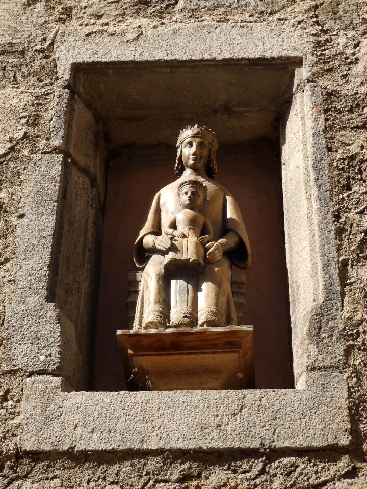 Statue religion christian