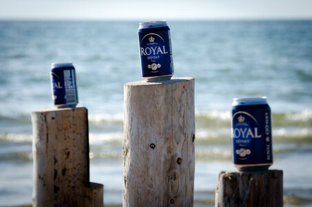 Fishing stakes pause thirst