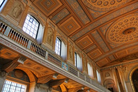 College heritage chapel photo