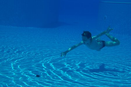 Underwater dive swimming