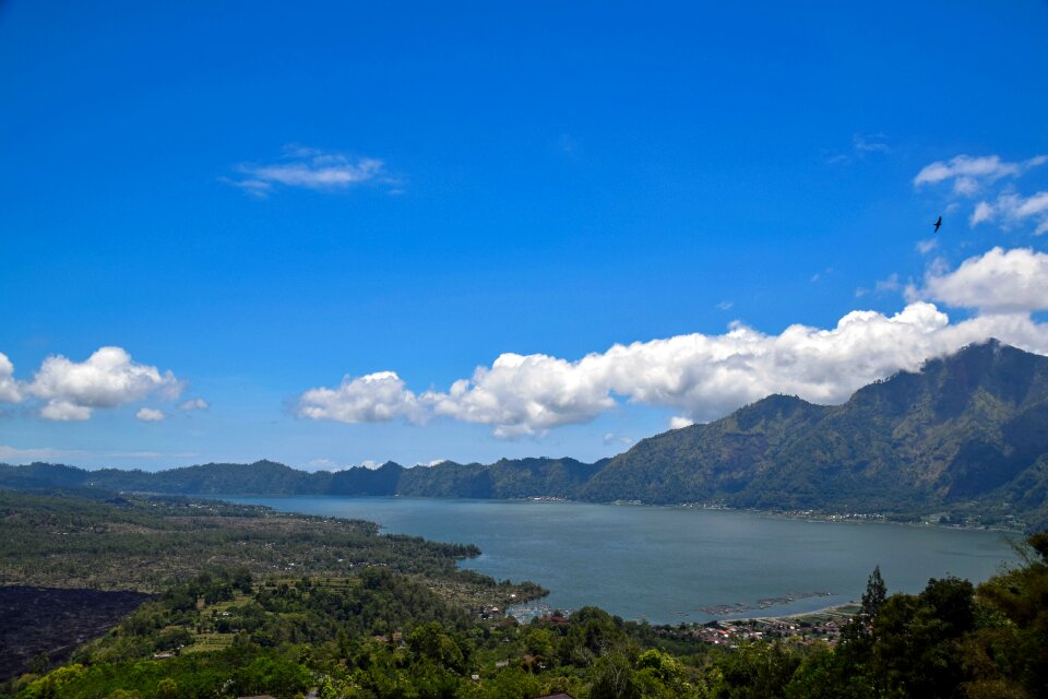 Mountains volcano lake