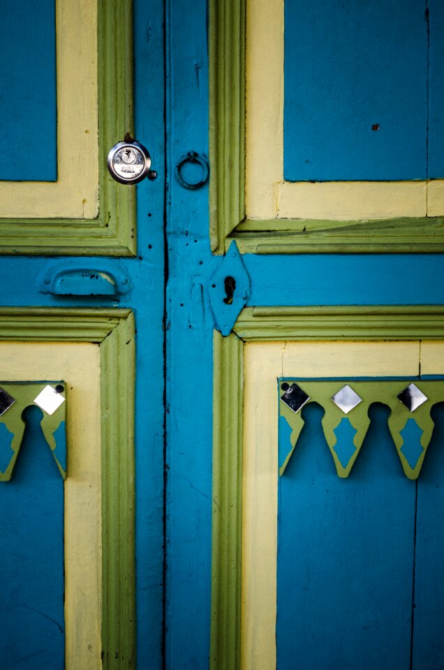 Yellow rustic iron