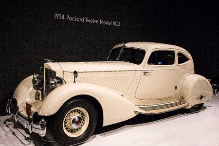 Automobile luxury