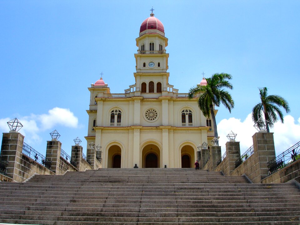 Church trap architecture