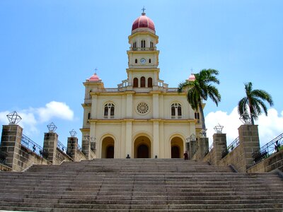Church trap architecture