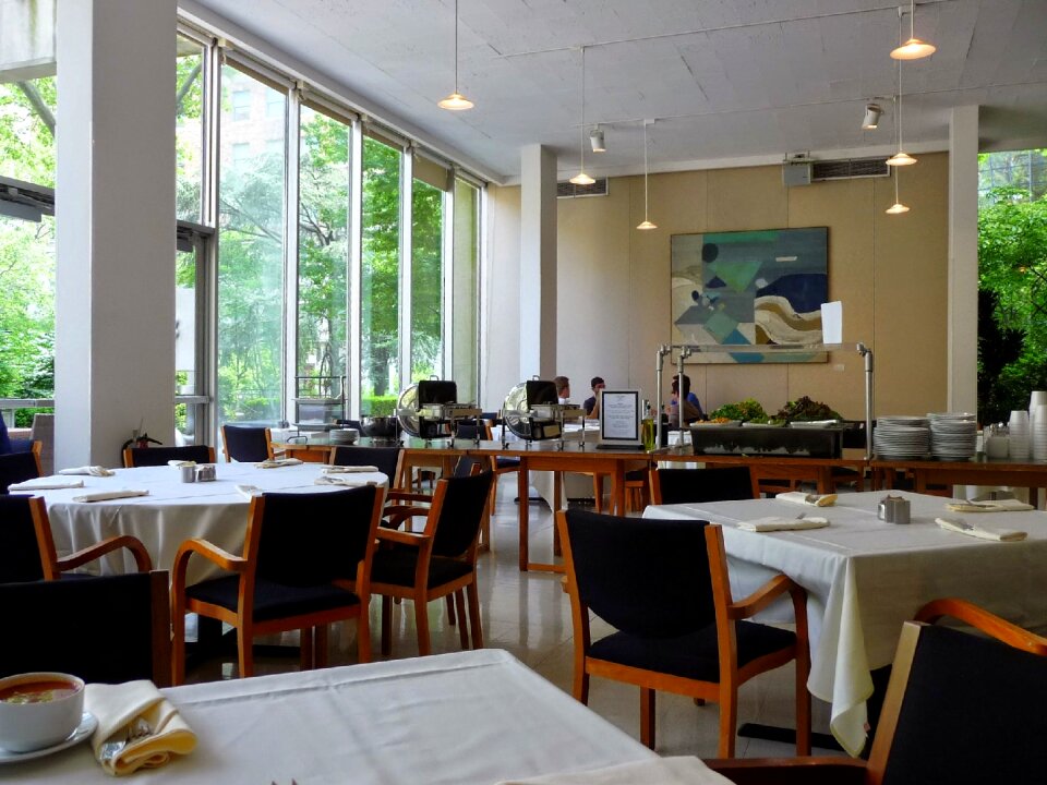 Meal eating building