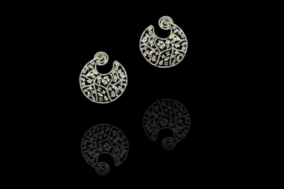 Jewellery style black diamond