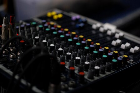 Buttons amplifier volume