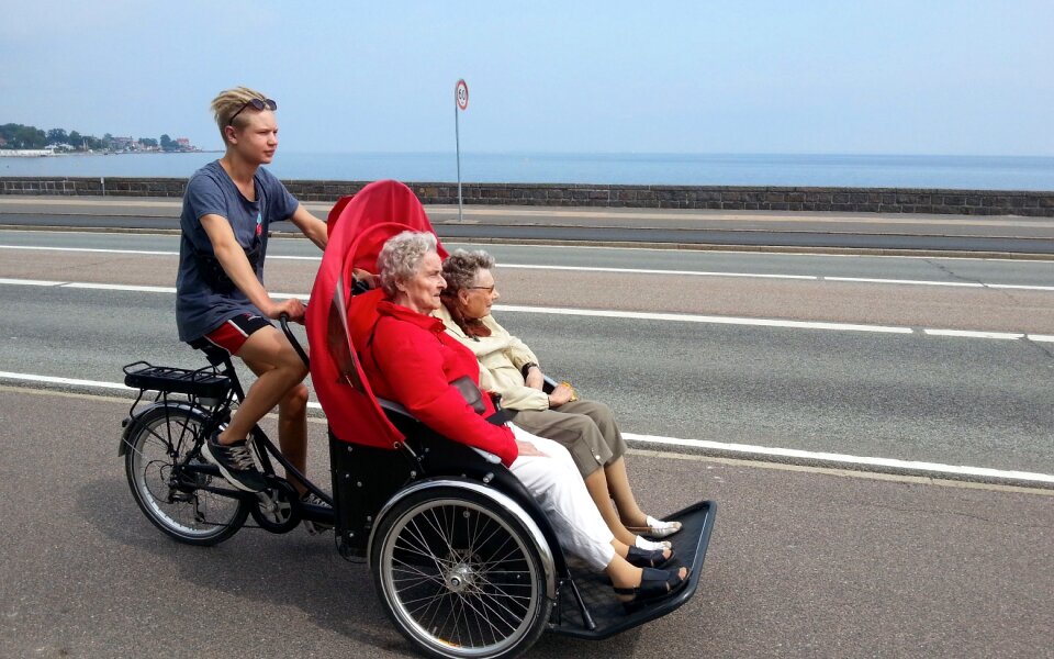 Cycling without age bicycle taxi wind in the hair