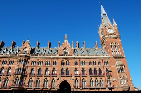 Station st pancras building