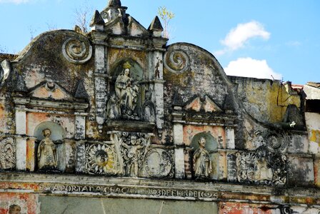 Church earthquake statues