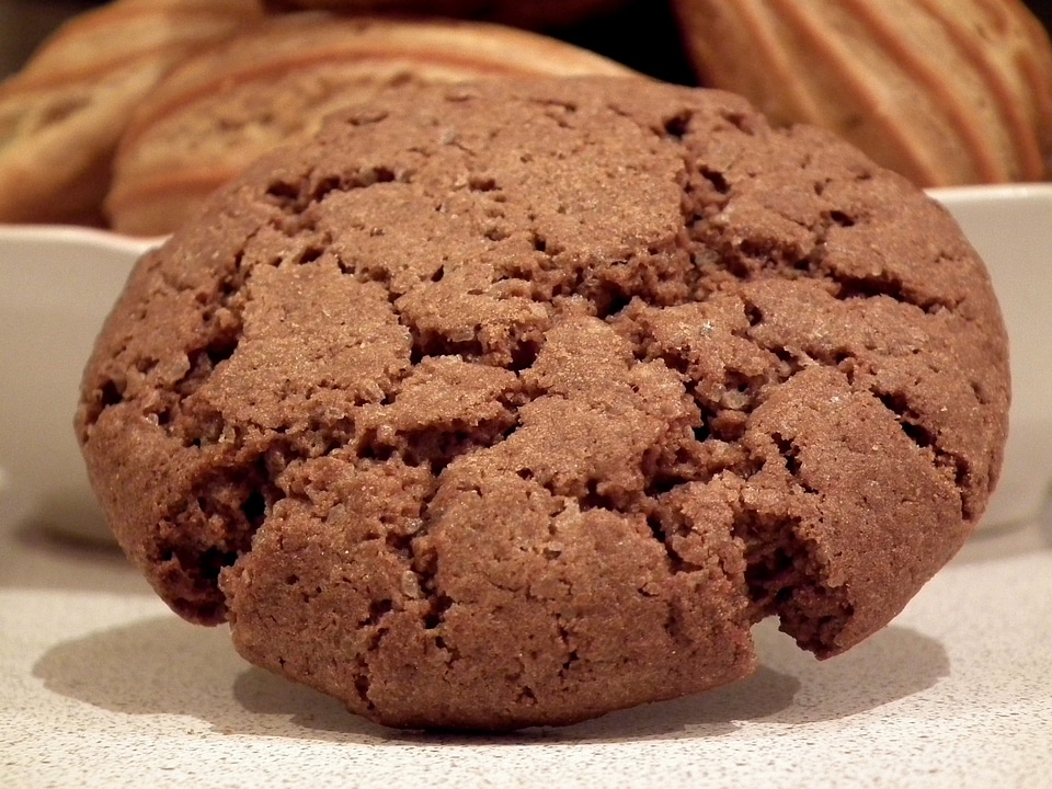 Baking paste products confectionery