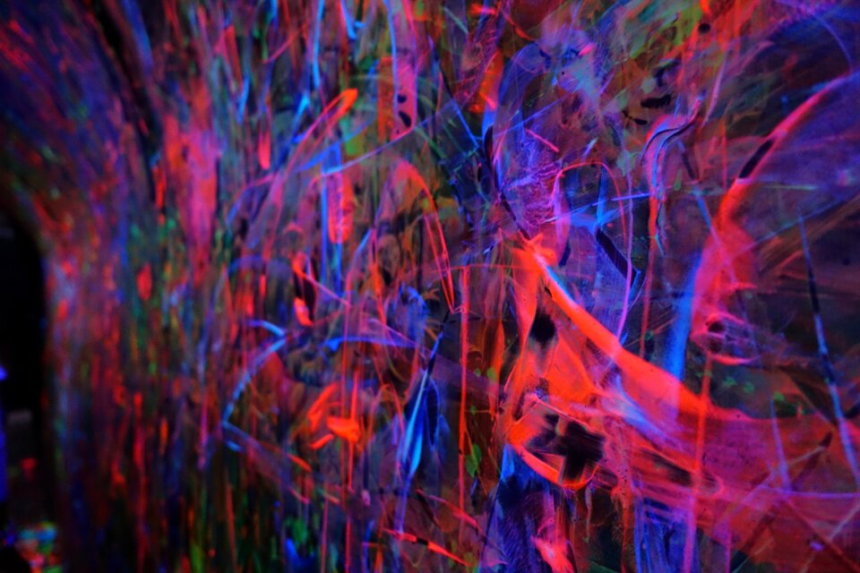 Luminous wall graffiti