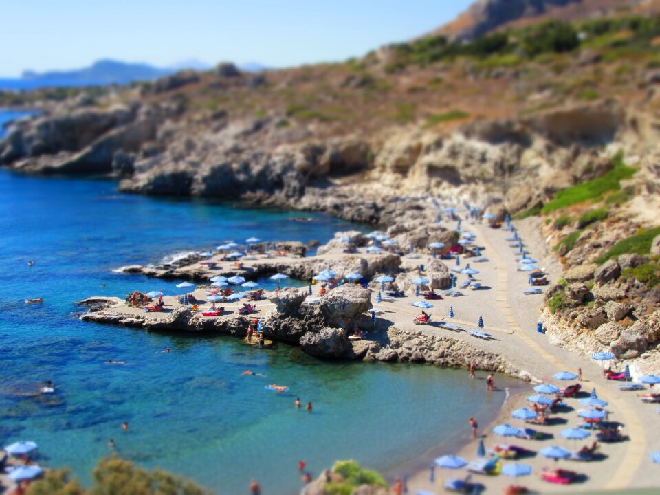 Vacations bay cliffs
