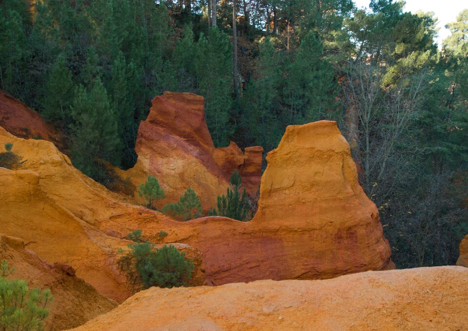 Ocher luberon geology