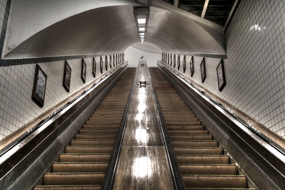 Architecture underground tunel