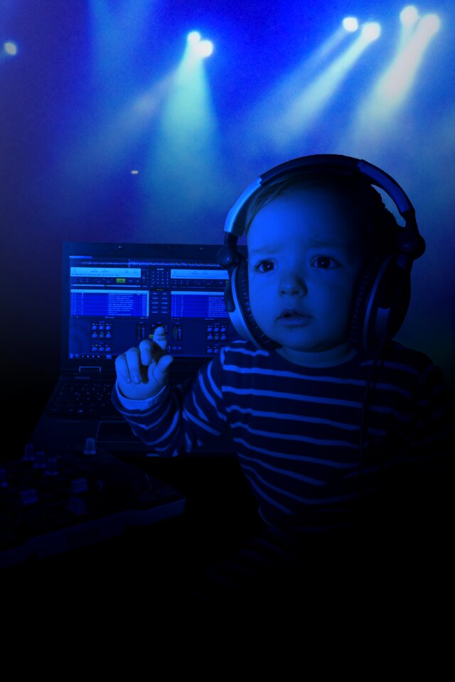Listen new year's eve sound