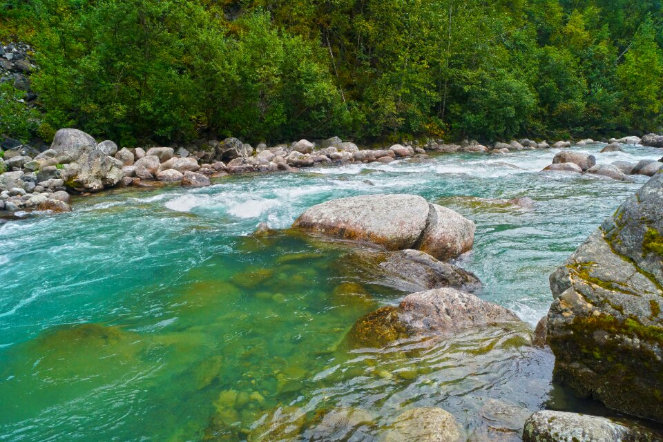 Lake creek river