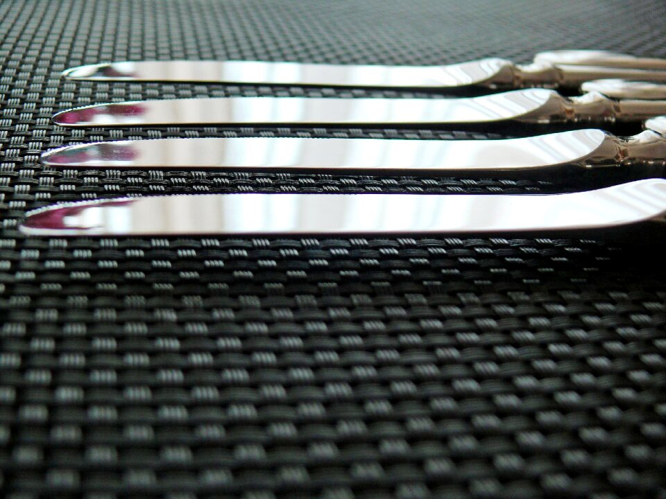 Kitchen spoon knife