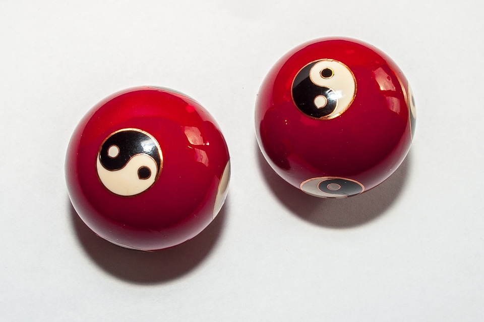 Hollow balls yin yang