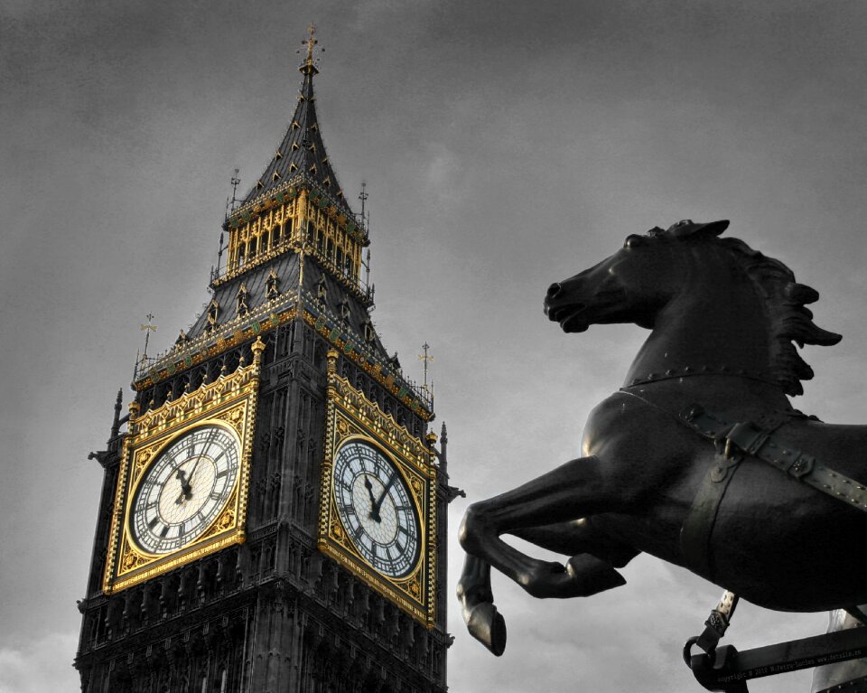 Statue tower watch