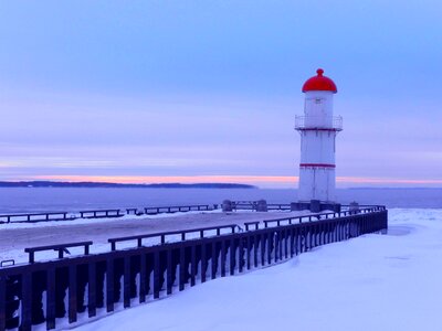 Jetty cap sky