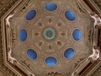 Sky roof glass dome photo