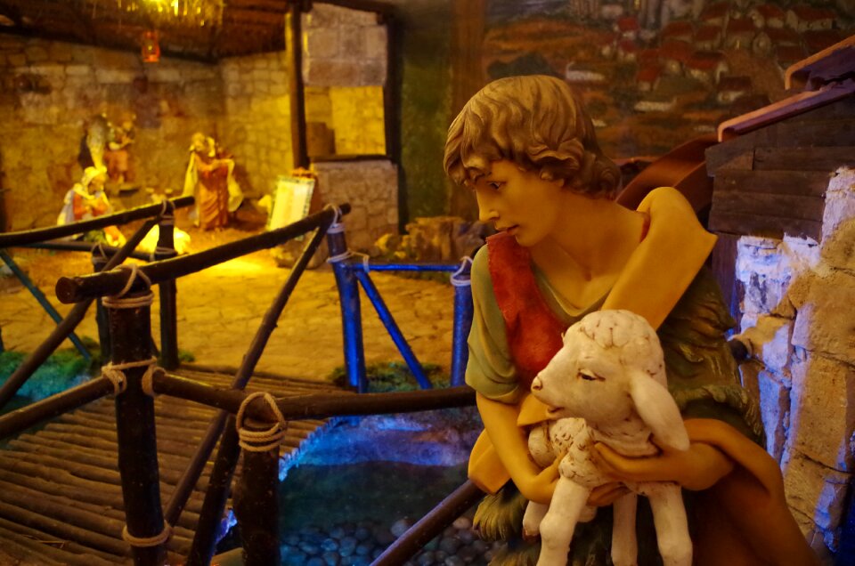 Advent hut madonna
