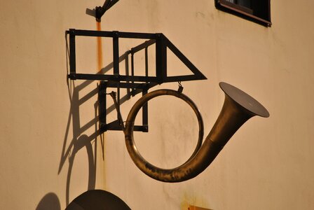 Wall horn street