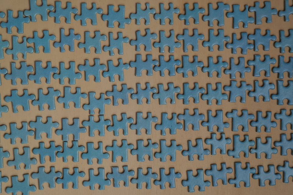 Piecing together difficult memory cards covered with